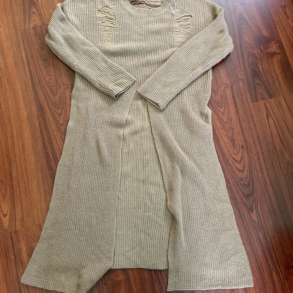Elegant Tan Women's Sweater